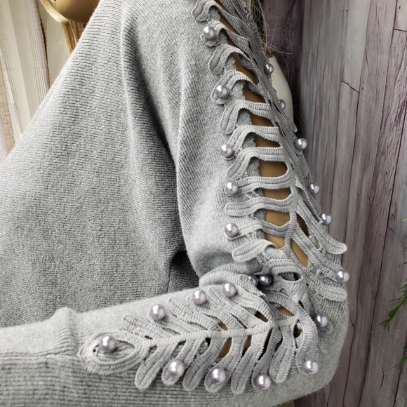 Anthro Ember Gray Sweater with Embroidered Cut Outs & Pearls Sleeve - Picture 5 of 12